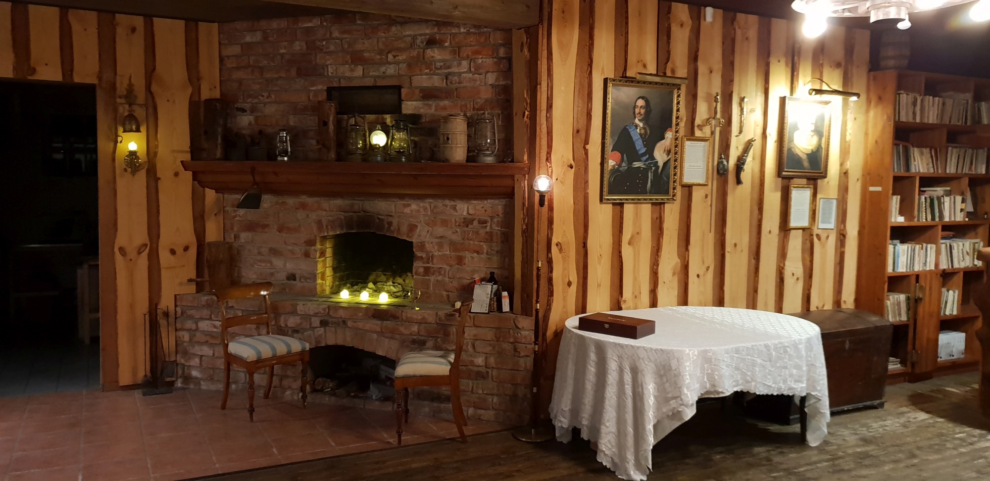 Admiralimaja galerii