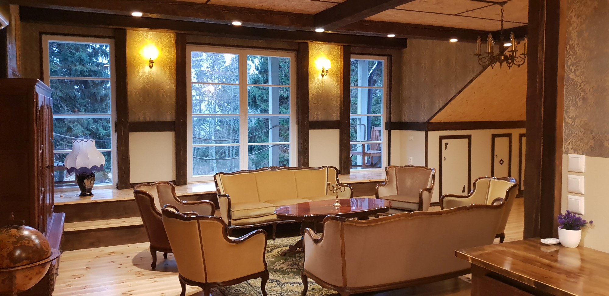 Admiralimaja galerii