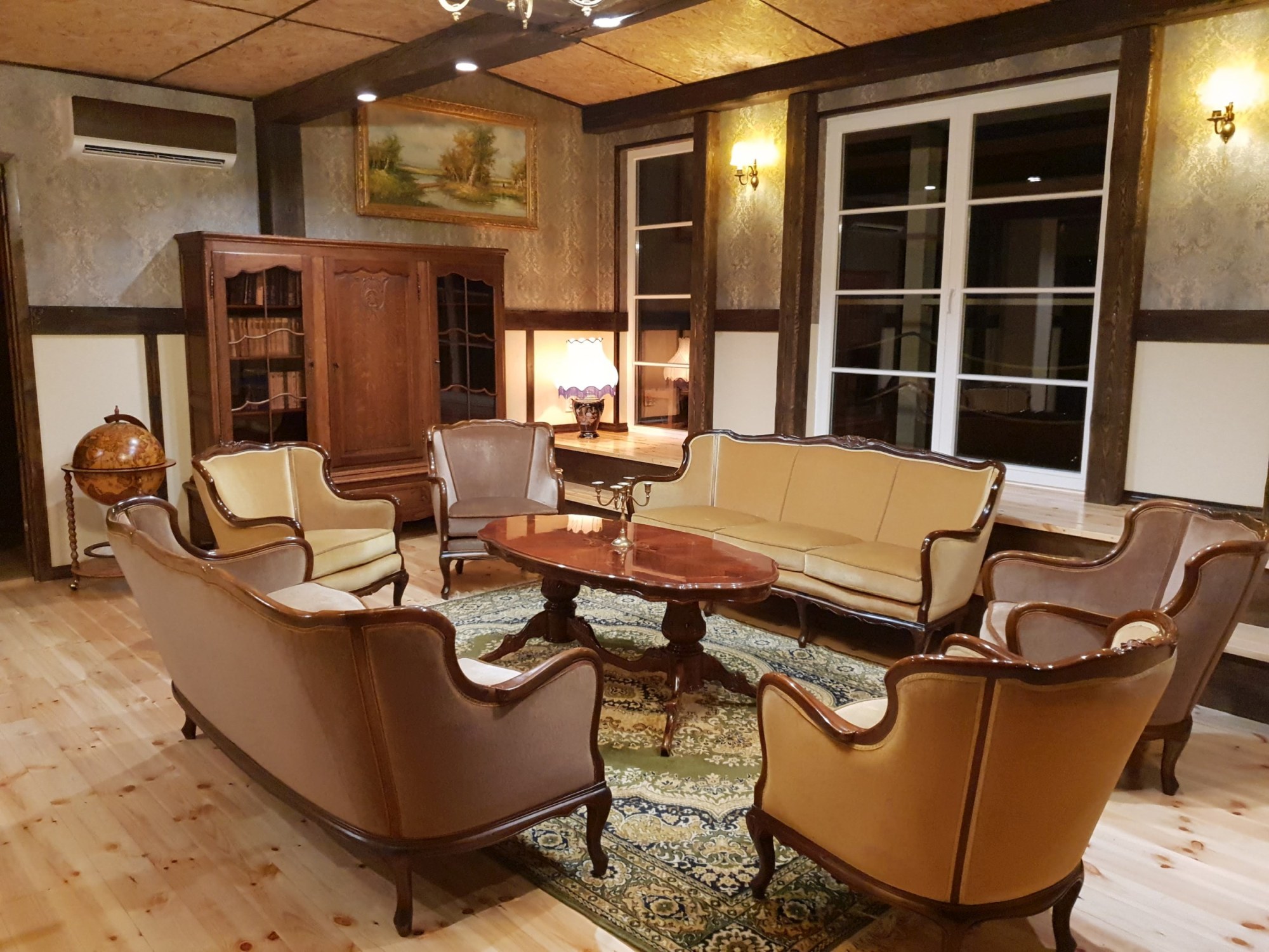 Admiralimaja galerii